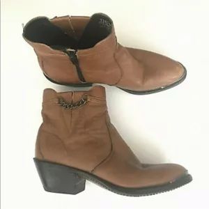 DURANGO Brown Leather Cowboy Ankle Boots Booties